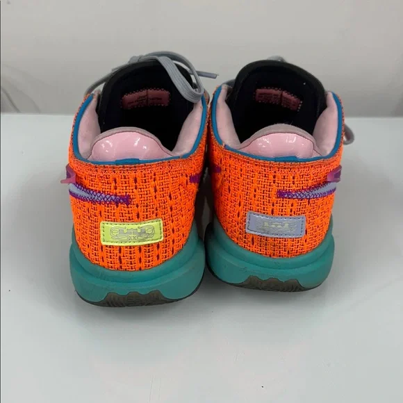 Nike LeBron 20 Low ‘Chosen 1’ neon orange 9 - Picture 4 of 8